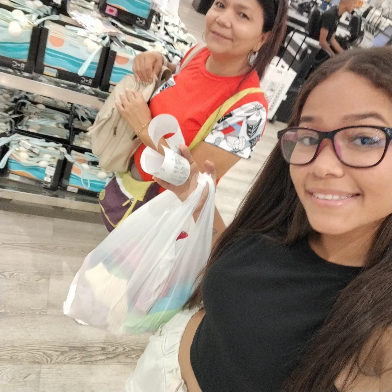 EH8qNFBORb4dBv2k_1000225501.webp