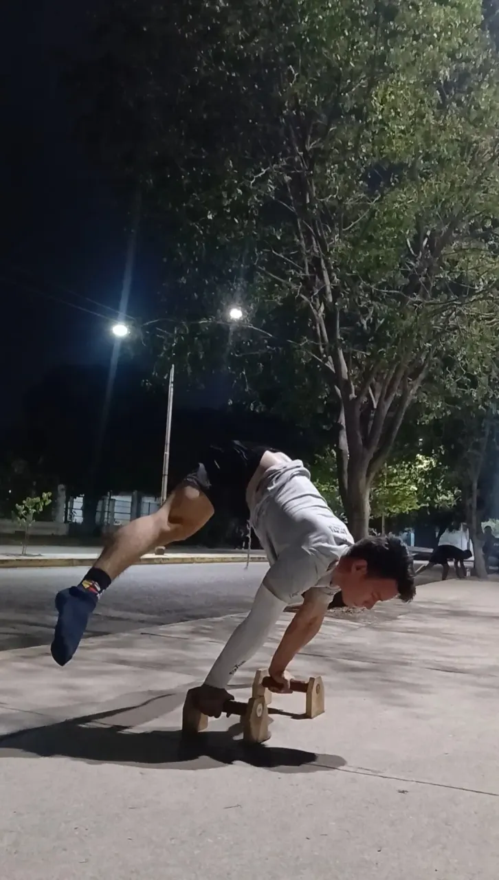 K2Whv6sxkdFvmINC_1000243860.webp