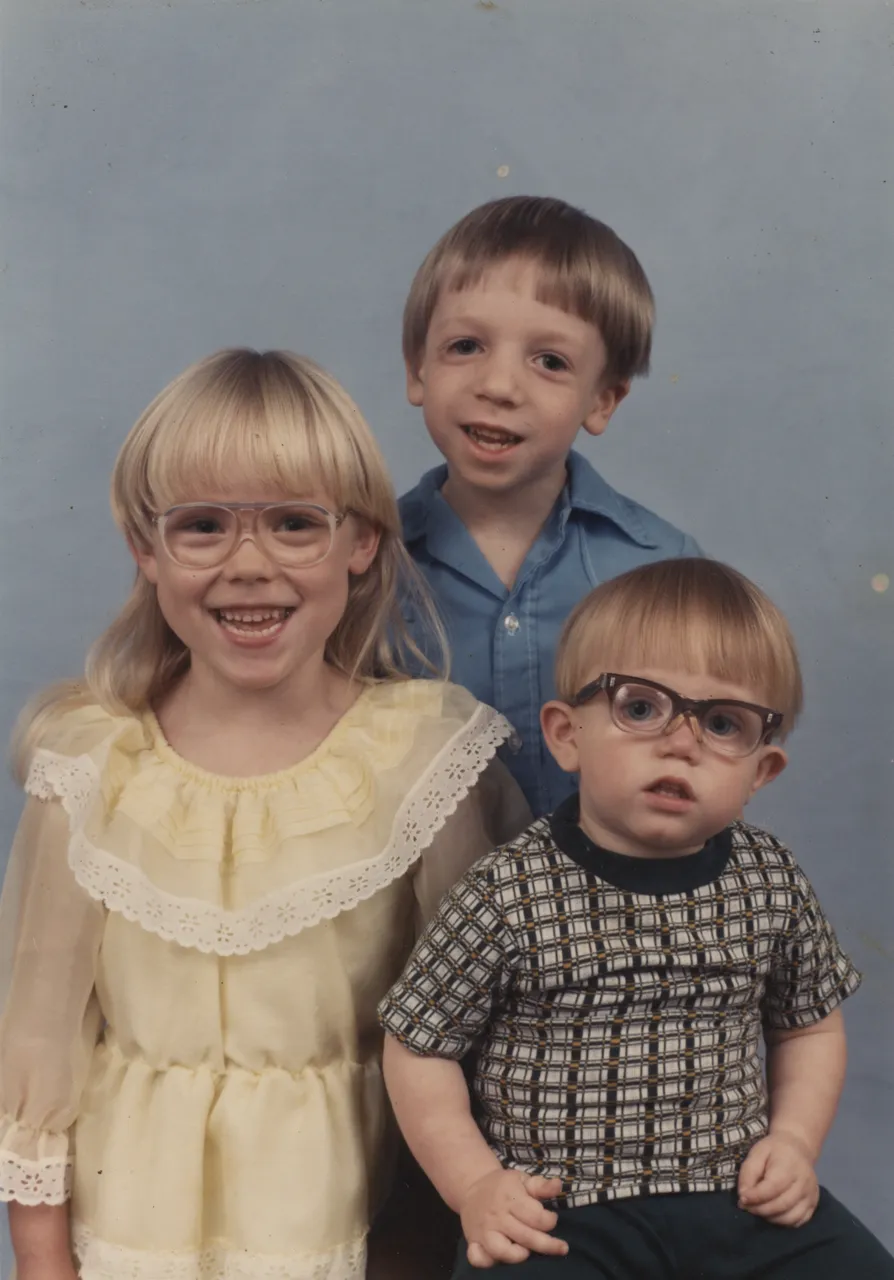 1988 Siblings Photo.png