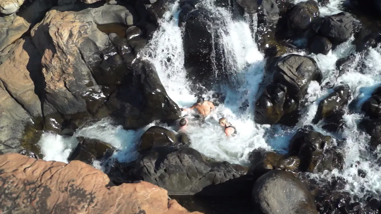 kat_ash_dave_potholes_2.jpg
