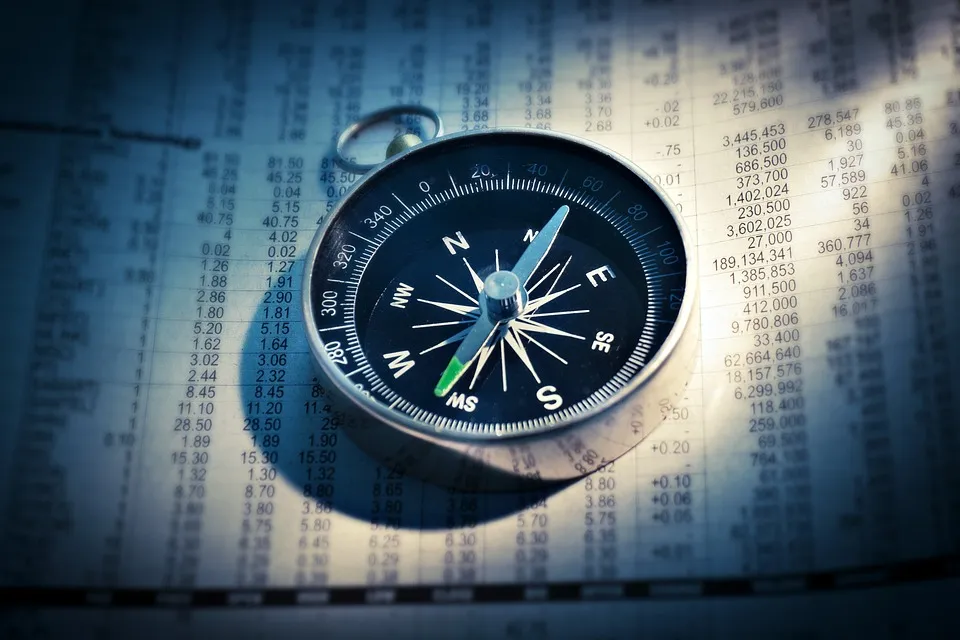compass-2779371_960_720.jpg