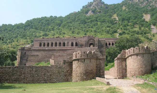 bhangarh-fort-230945-54.jpg