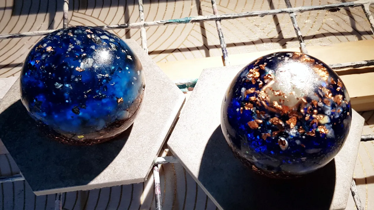 SPHERE: Supra Blue with Green Adventurine, Sodalite, Rainbow Moonstone, Clear Quartz and Black Tourmaline.