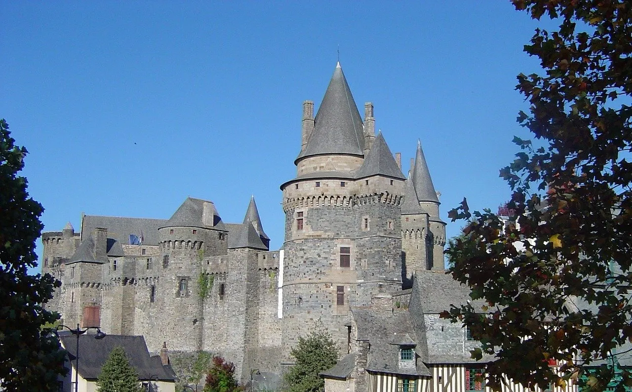 vitre-castle-gc31f540a3_1280.jpg