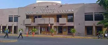 Teatro Luís Mariano.jpg