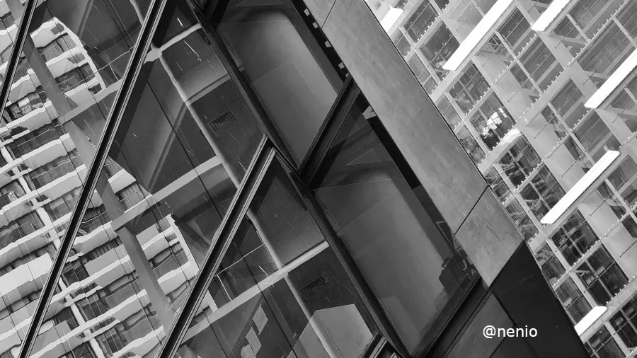 reflections-buildings-003-bw.jpg