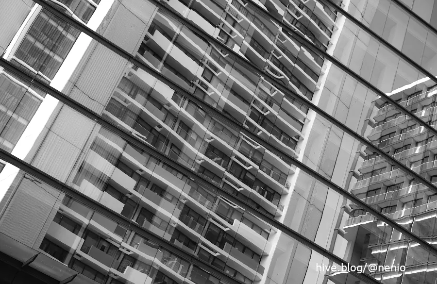reflections-buildings-001-bw.JPG