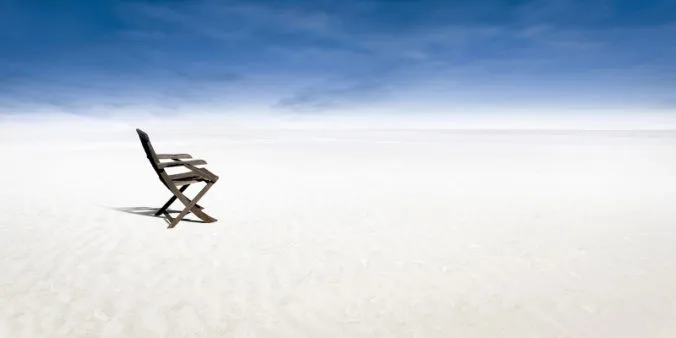 emptychairbeach800w-676x338.jpg