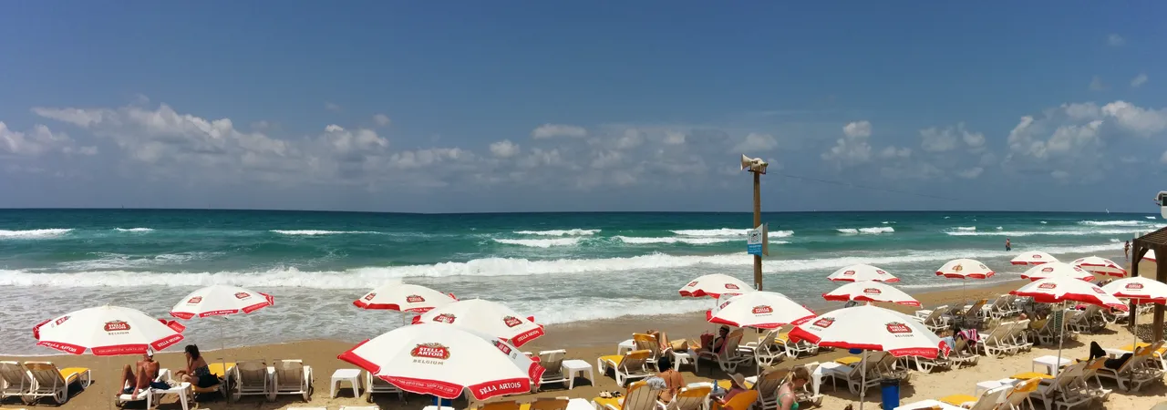 Herzliya Beach Panorama.png