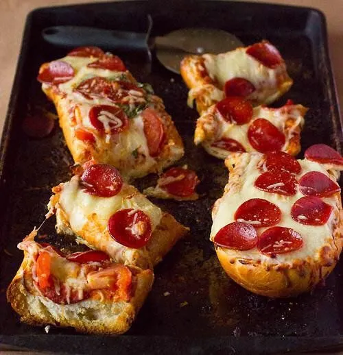 pizza on french bread.jpg