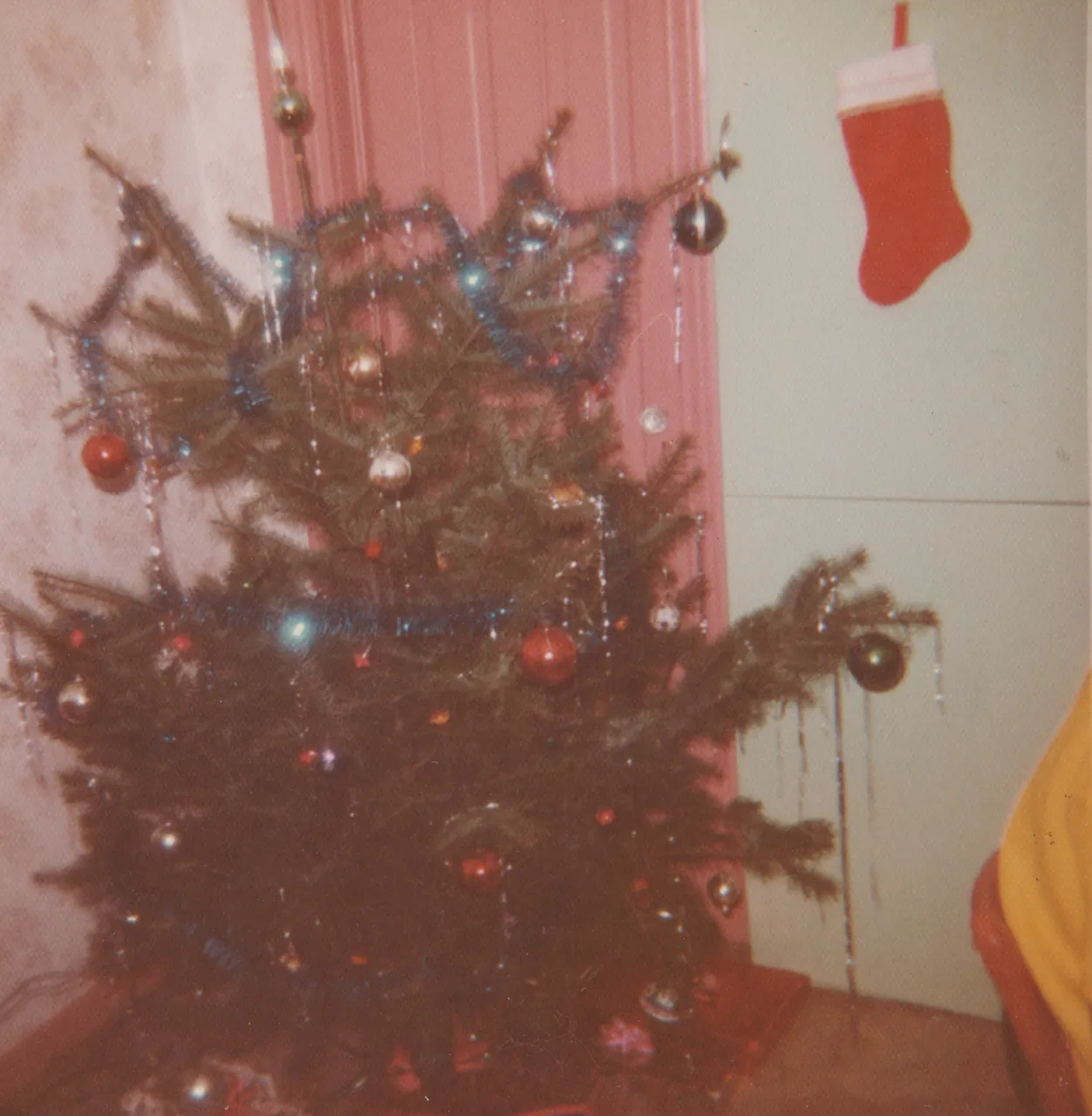 1973-12 - Christmas tree, a stocking, developed in Dec 73, not sure where or who, 1pic ok.png