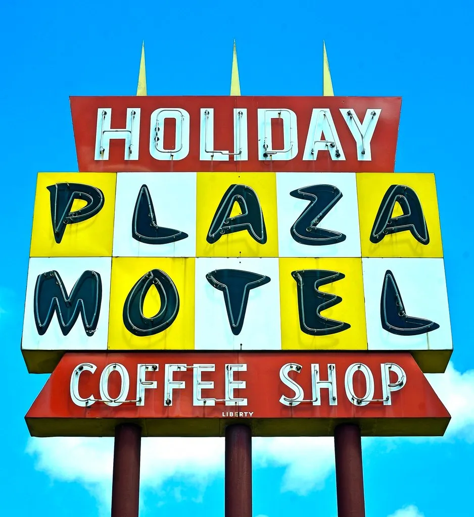 Holiday Plaza Motel and Coffee Shop