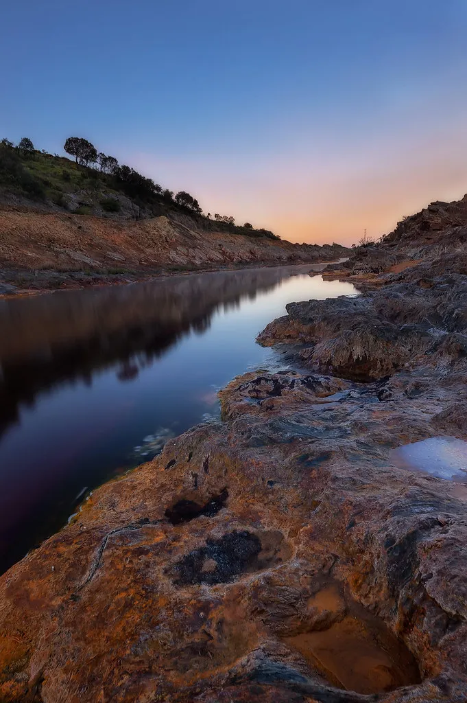 Amanece en el Rio Tinto... (Explored 07/06/2016)