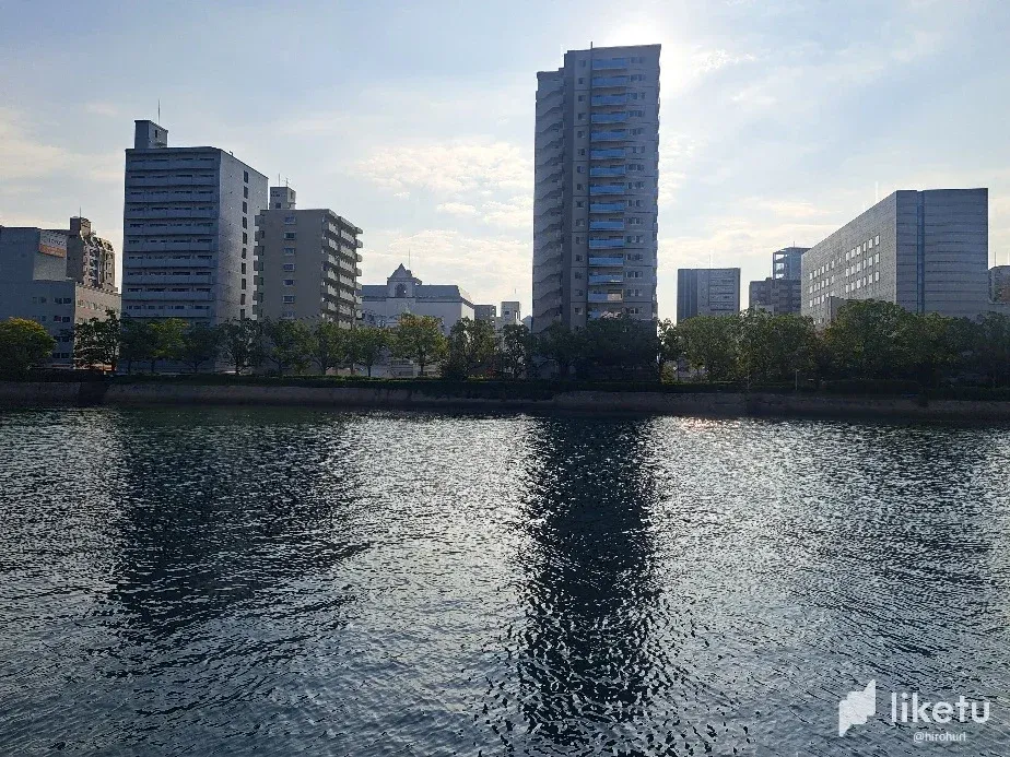 clnsxcn4w06d79dszagqh7cp1_HiroshimaRiverOctober2023-2.webp
