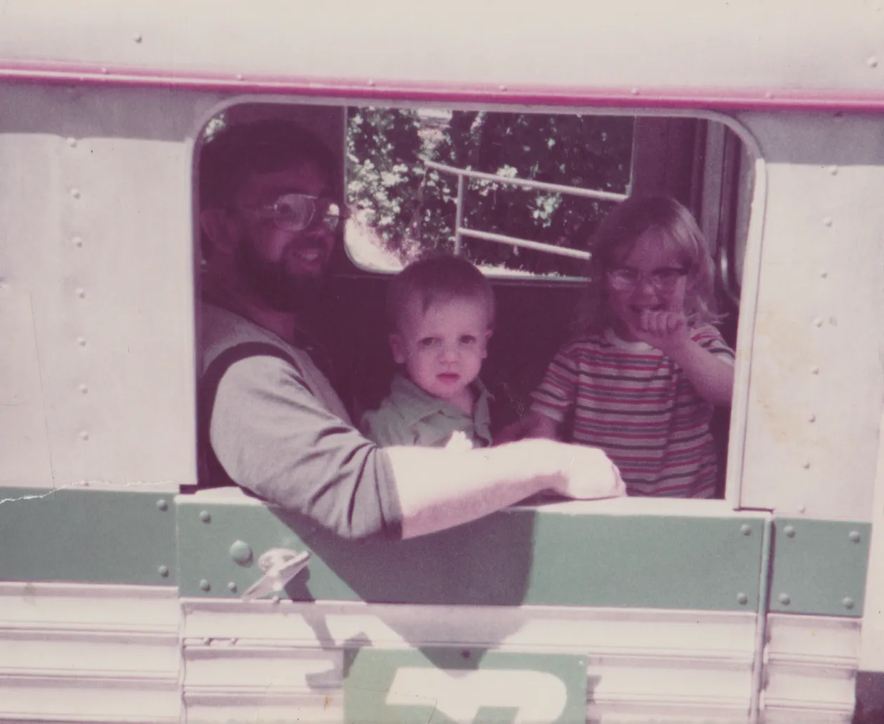 1983 - Zoo - Don Arnold, Rick Arnold, Katie Arnold - Train.png