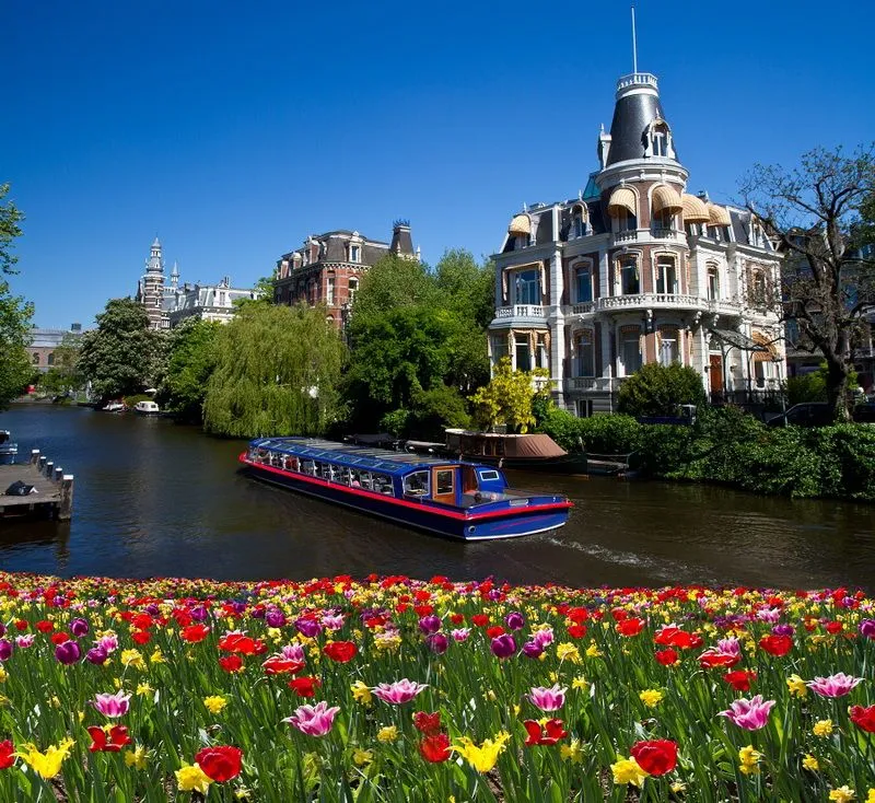 city-of-canals-amsterdam-netherlands-extreme-outdoor-adventure-spring-tourism-9.jpg