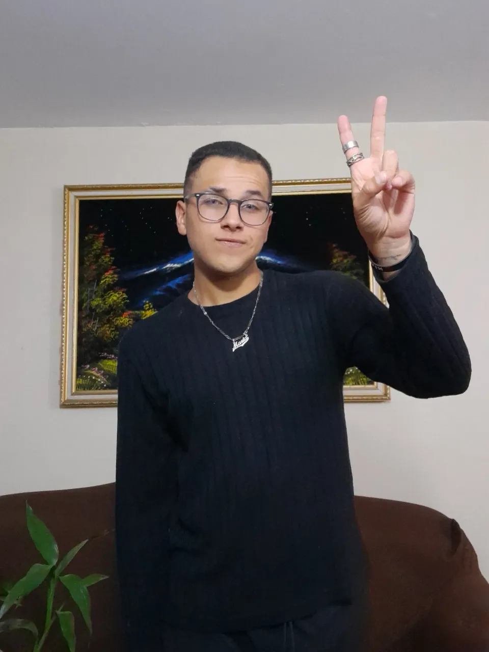 gtEjrKt81ObAfKwT_20250405_155731.webp