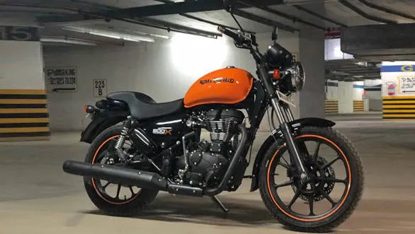 Royal_Enfield_Thunderbird_500X_001.jpg