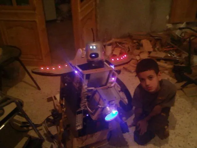 156062_137960159717770_731117492_n.jpg