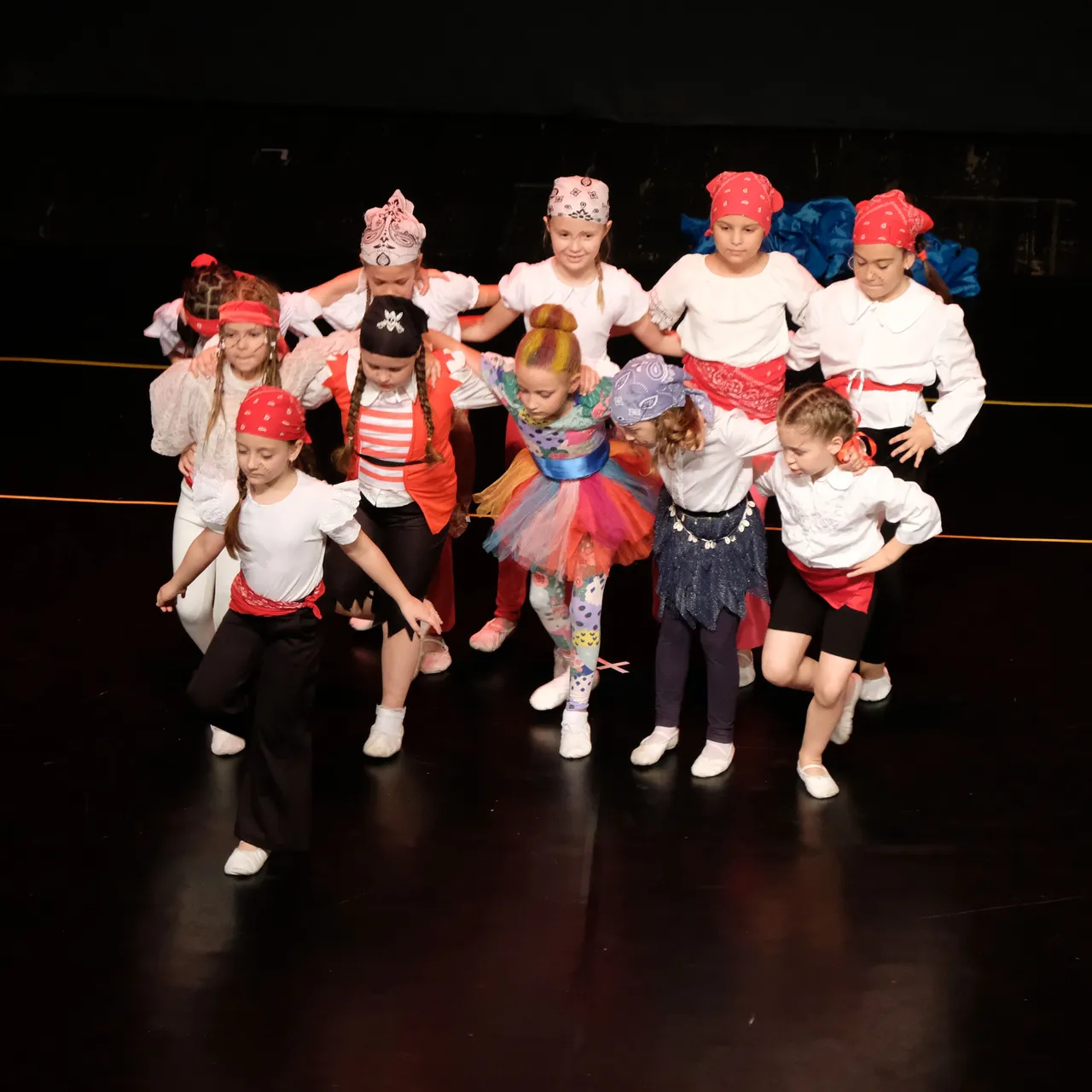 DSCF9045_cr.jpg