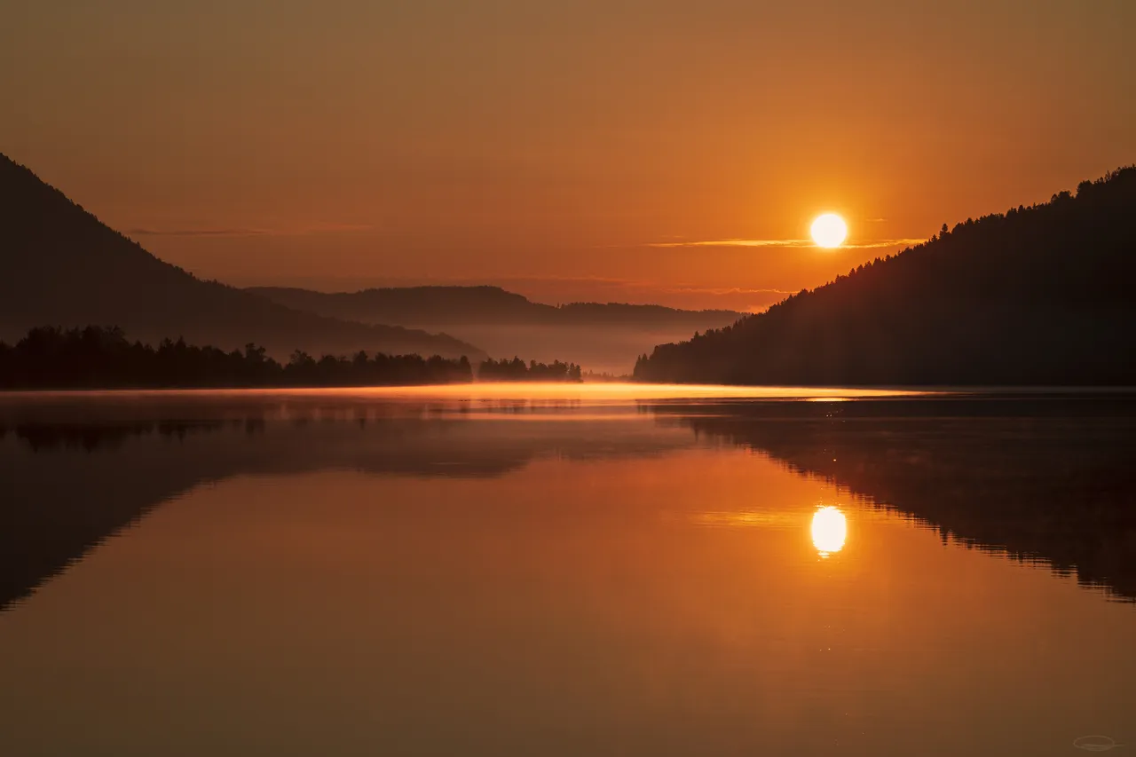 Autumnal Sunrise at the Reservoir