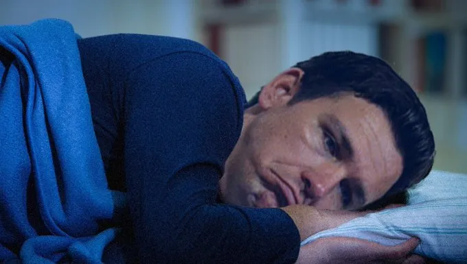 Ron DeSantis Bed FxFHU5BWwBow0sf.jpeg