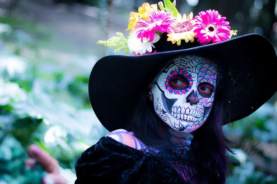 day-of-the-dead-colorful-make-up-mexico.jpg