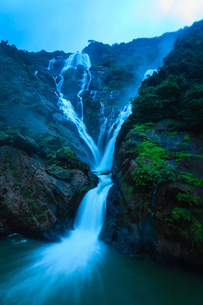 https://s3.us-east-2.amazonaws.com/partiko.io/img/cutiepi-dudhsagar-waterfalls-mollem-goa-allvgp92-1537256138748.png