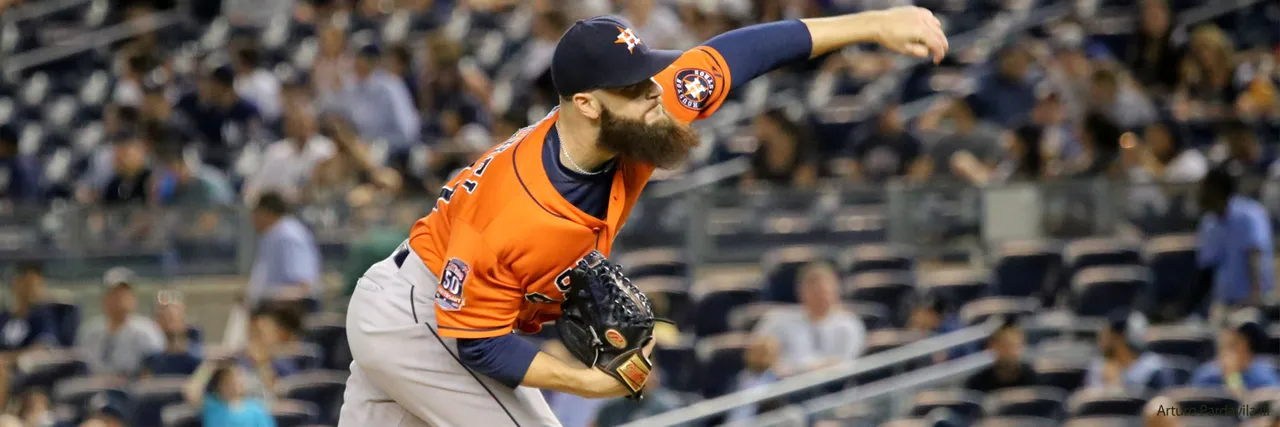 hydration-for-baseball-pitchers-banner.jpg