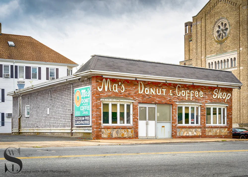 mas donuts.jpg