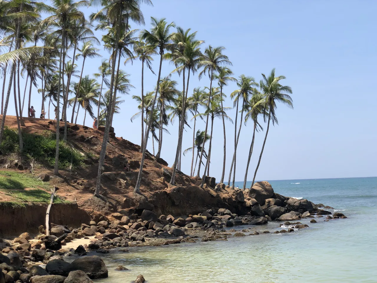 View back to palm tree viewpoint from sunset bar
