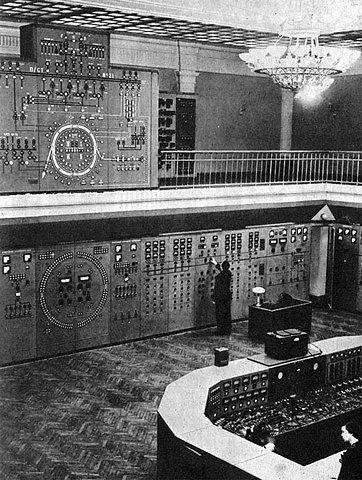 1968-Control-Center-of-the-JINRs-Joint-Institute-of-Nuclear-Research-synchrophasotron-in-Dubna-Russia (1).jpg