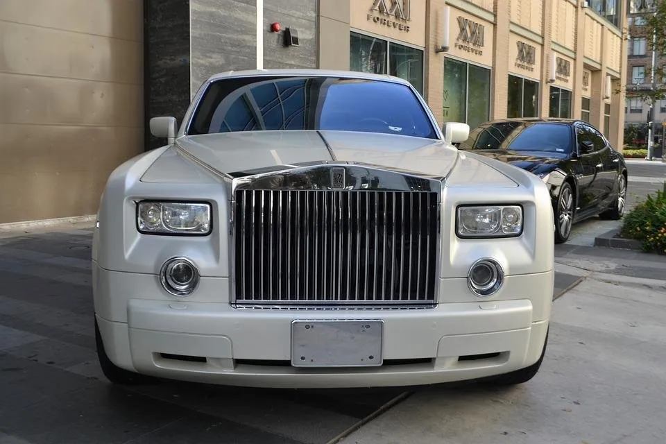 rolls-royce-2943641_960_720.jpg