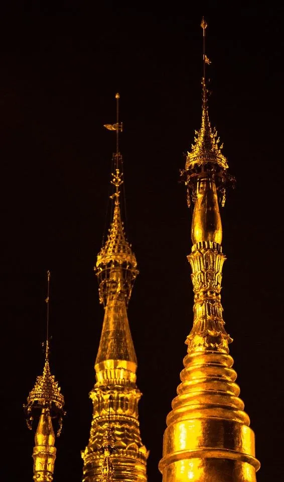 night-building-tower-landmark-measure-place-of-worship-1082578-pxhere.com.jpg