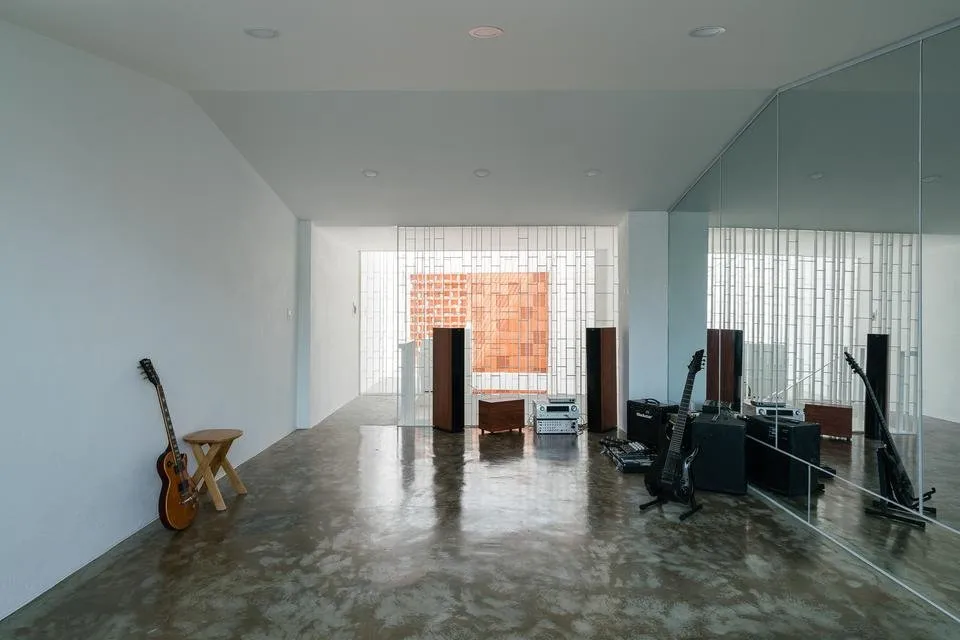 Studio_space.jpg