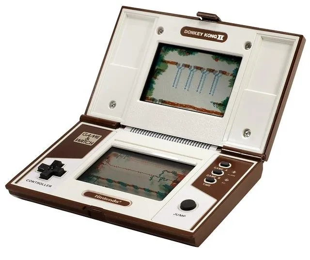 video-game-console-2202553_640.jpg
