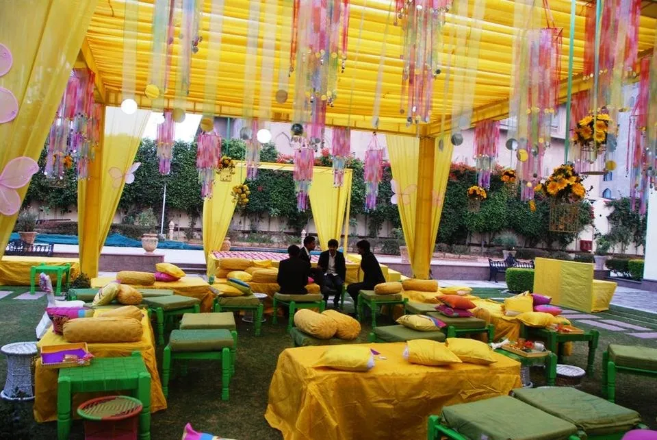 Yellow22.jpg