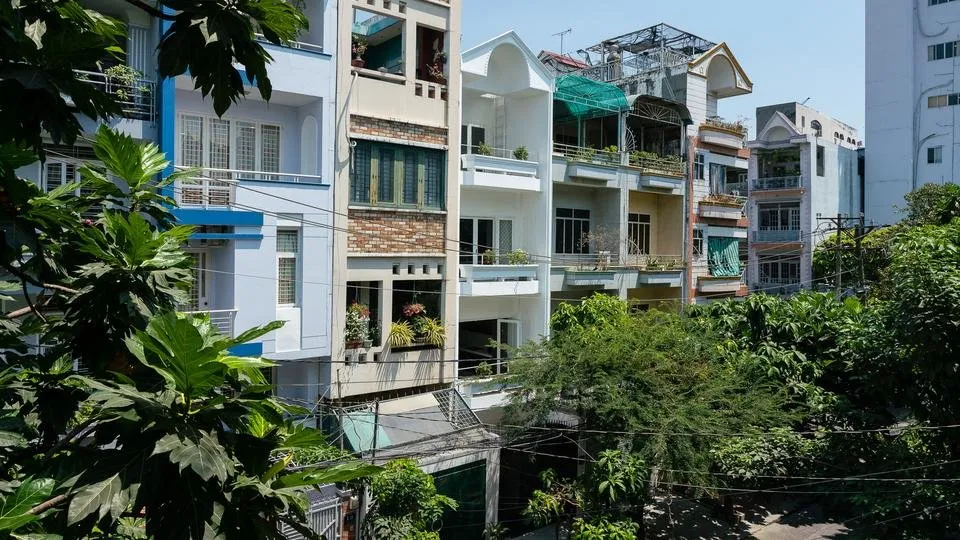 facade_2.jpg
