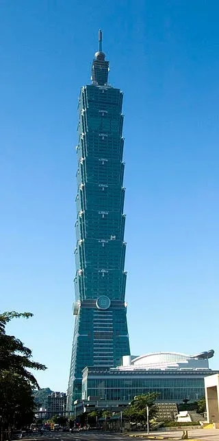 320px-Taipei101.portrait.altonthompson.jpg