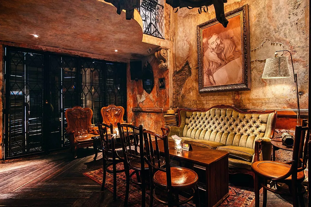 Bangkok secret bar
