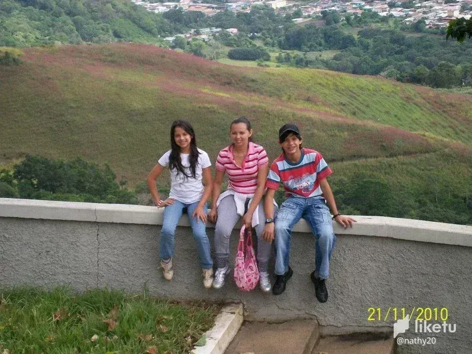 cl9uu92la01nc2bkc2rqzevkk_5073_225747317571016_1564897951_n.webp