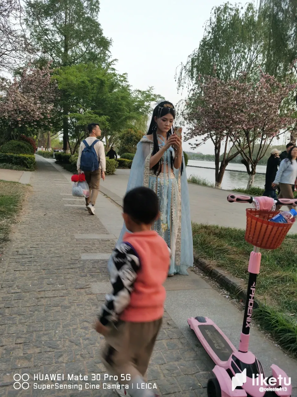 oWHCdpKNlAExH8T5_151744289342_.pic_hd.webp