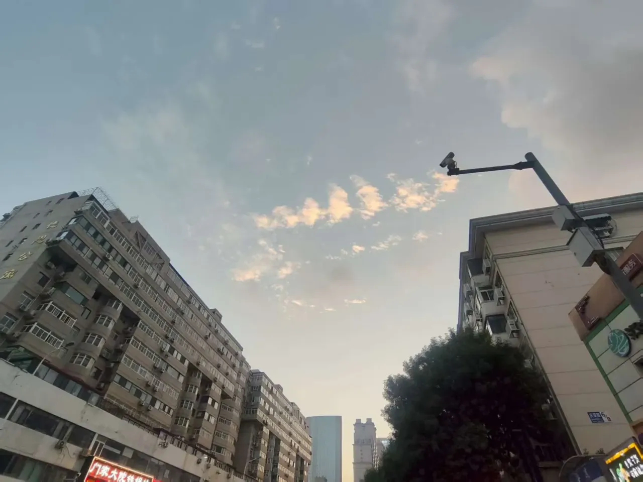 4VQi3lp3V4wb57T0_mmexport1754494146467.webp