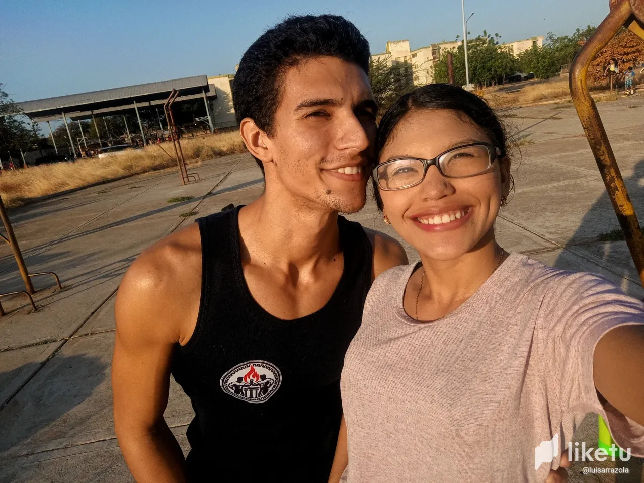 clskjipjz0039tdsz1i5fhol2_1000060304.webp
