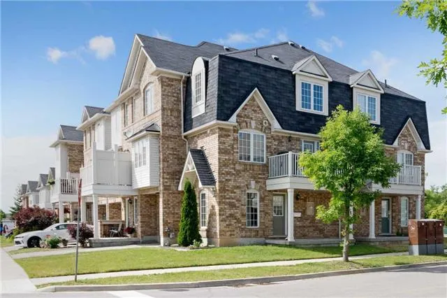 716-bennett-boulevard-milton-w4176285-photo-1.jpg