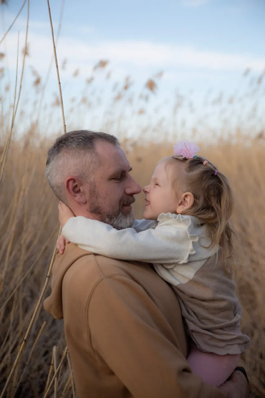free-photo-of-father-hugging-daughter.jpeg