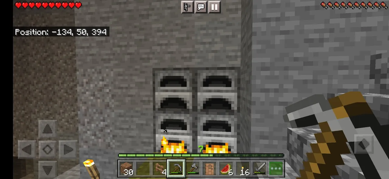 Screenshot_2022-07-27-18-59-06-206_com.mojang.minecraftpe.jpg