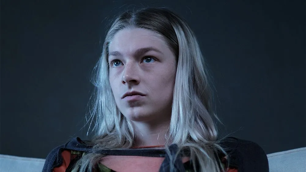 Euphoria-Jules-Hunter-Schafer.jpg