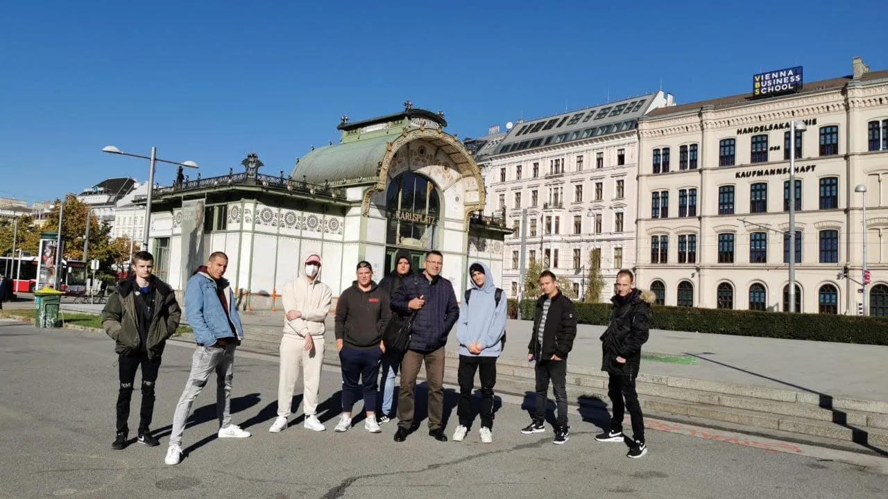 city tour jungs oktober.jpeg