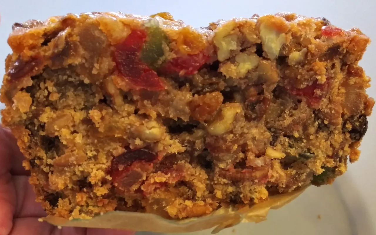 FRUITCAKE SLICE.jpg